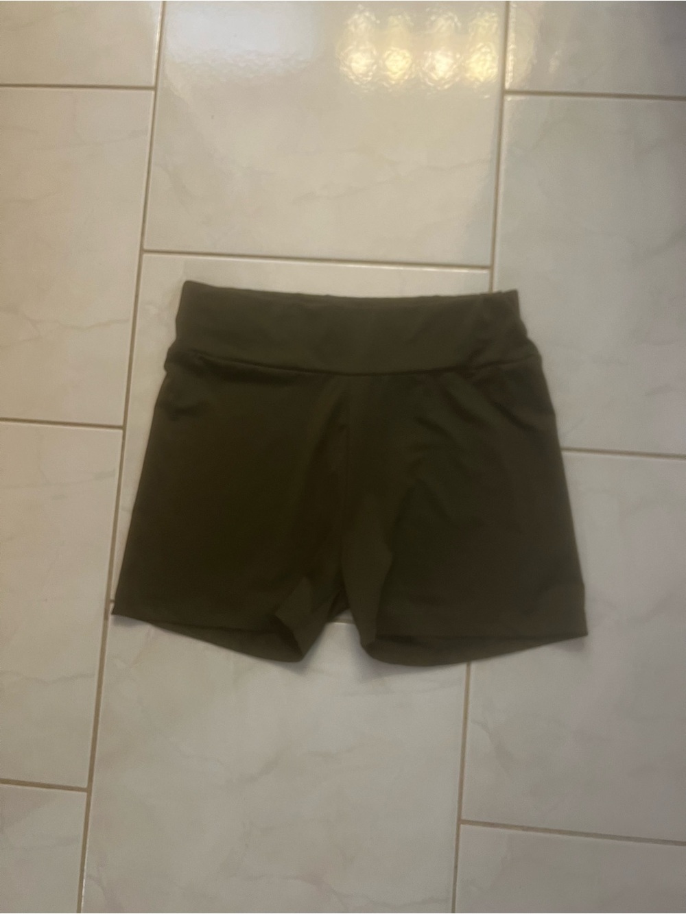 SHEIN Women’s Olive Green High-Waist Athletic Shorts
